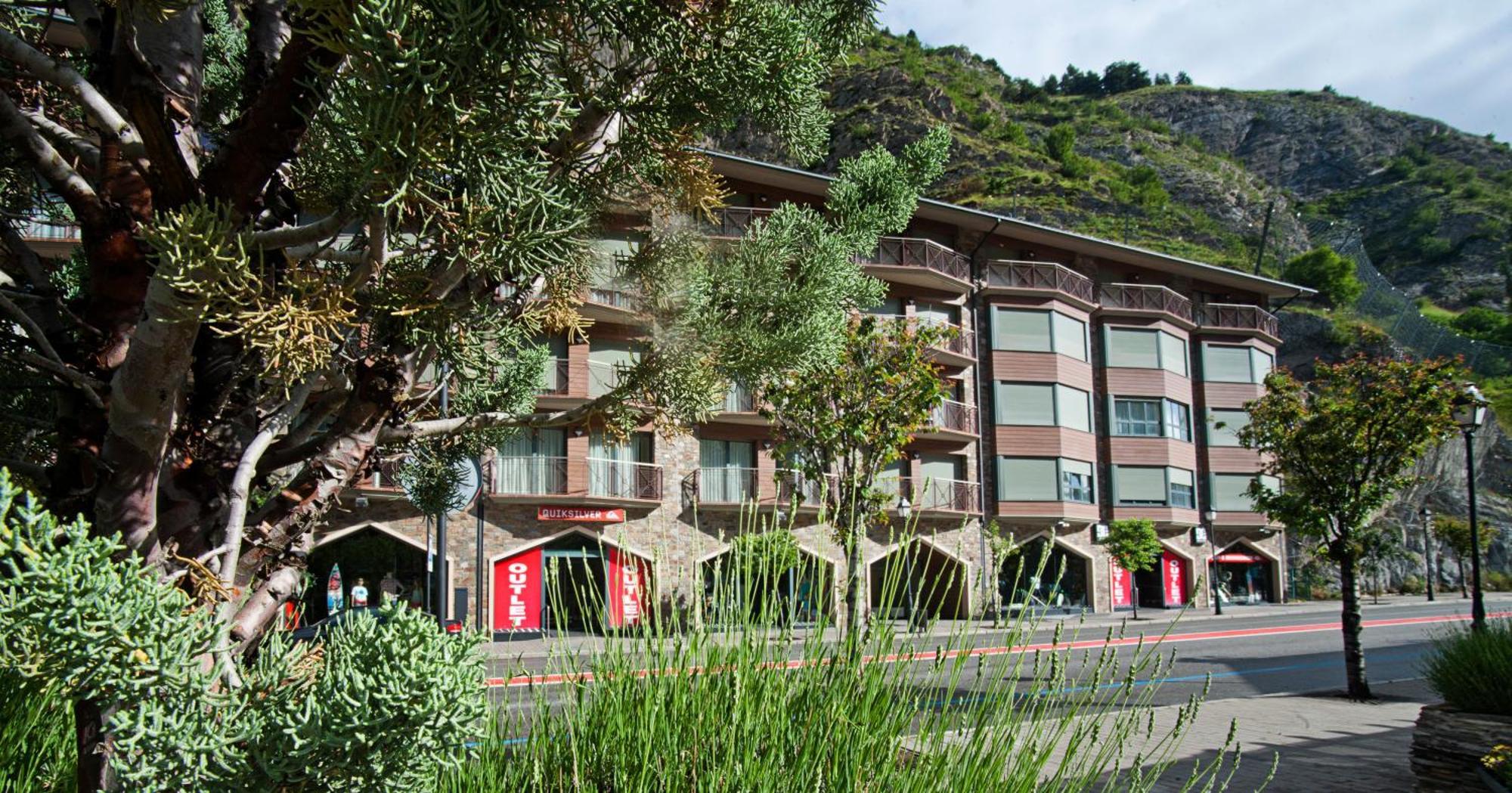 แอนดอร์รา4เดย์ กานีโย Apartment กานีโญ ภายนอก รูปภาพ